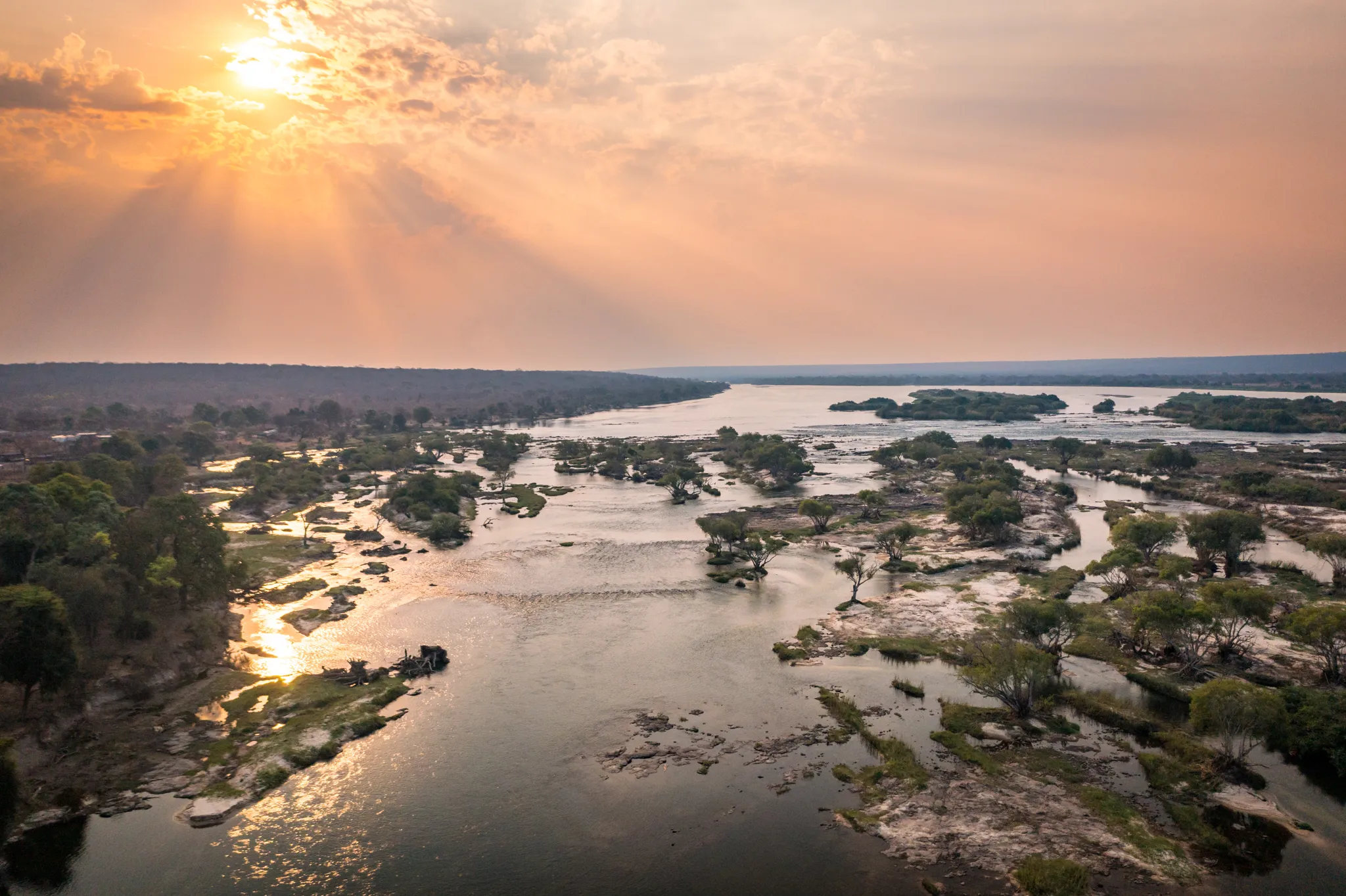 Matetsi Victoria Falls_Zembezi River Sunset