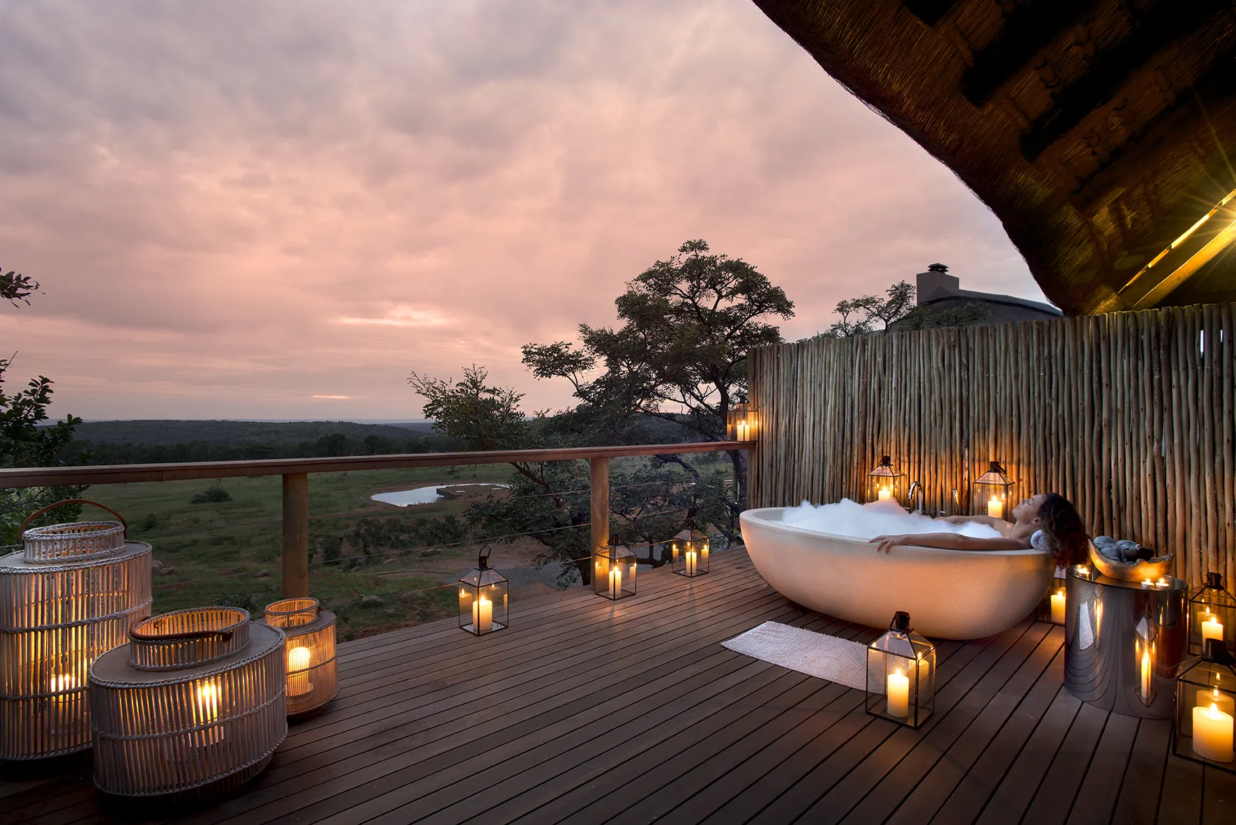 Mhondoro Safari Lodge and Villa