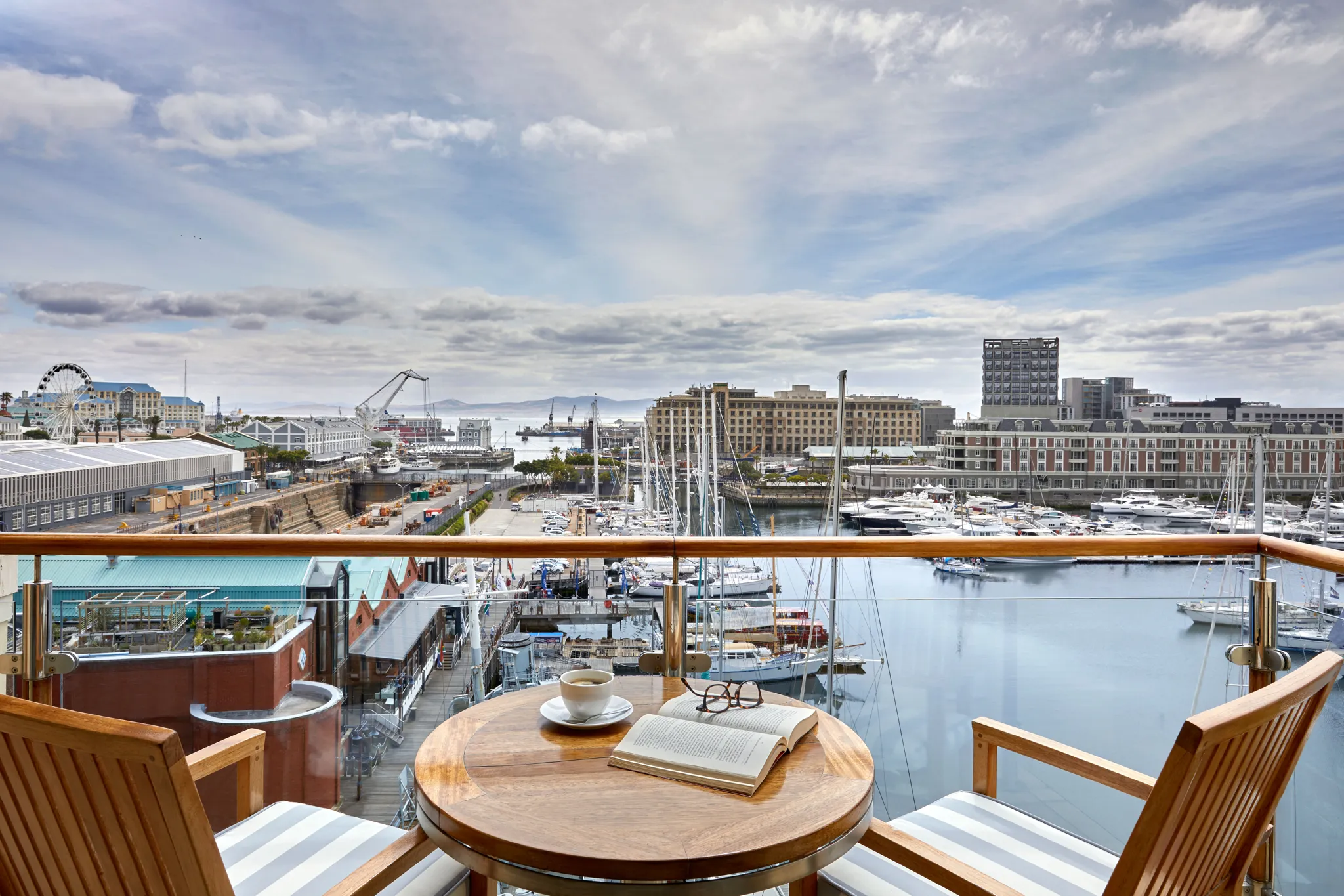 One&Only Cape Town Marina Harbour Room View