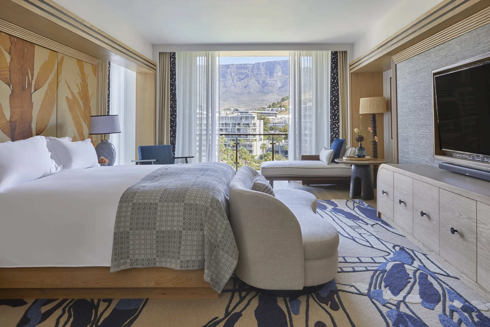 One&Only Cape Town Presidential Suite Bedroom