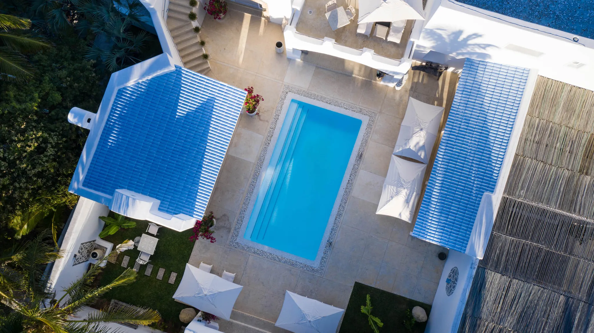 MAIN VILLA POOL COURTYARD