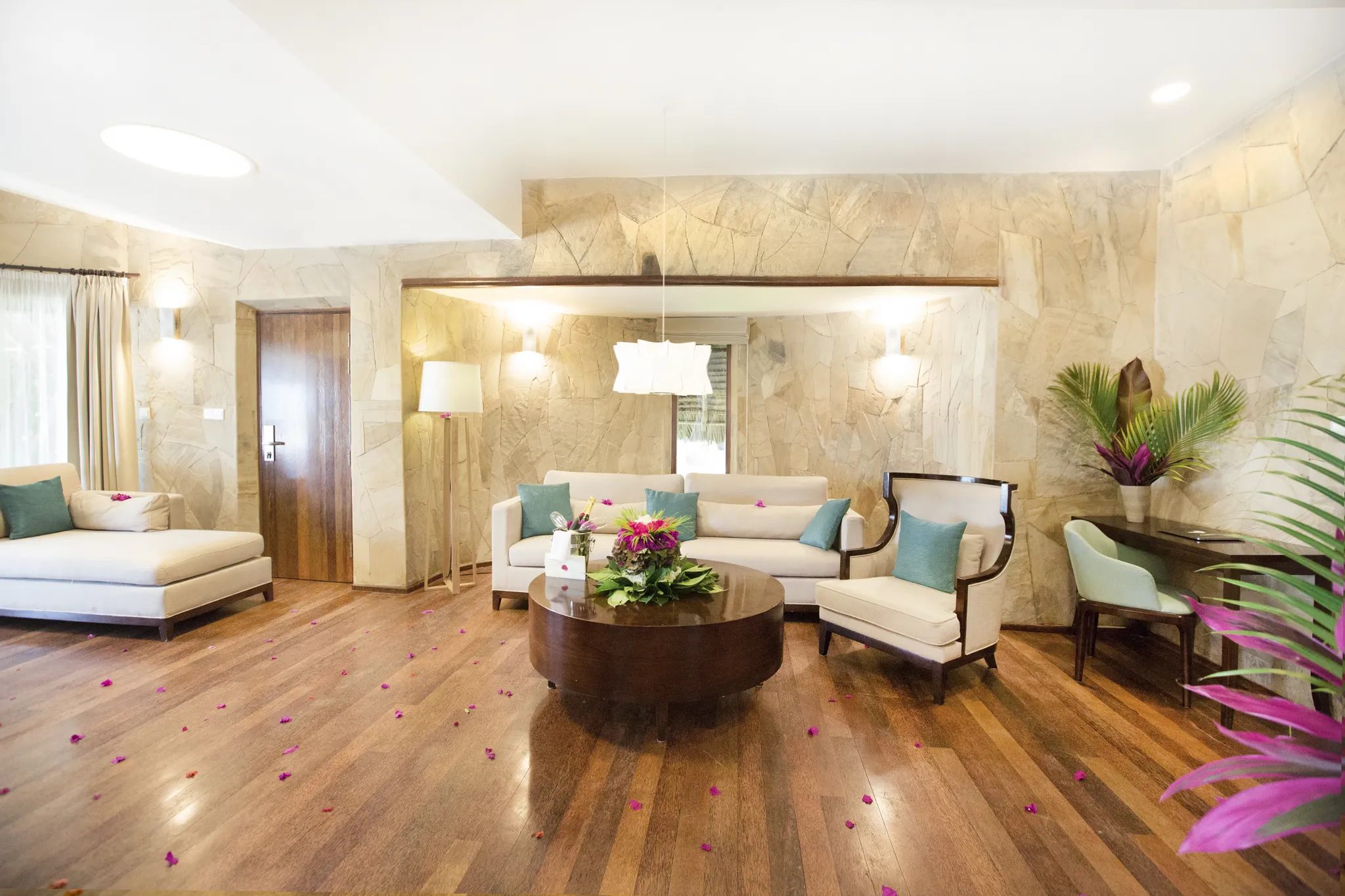 Seafront Luxury Villa