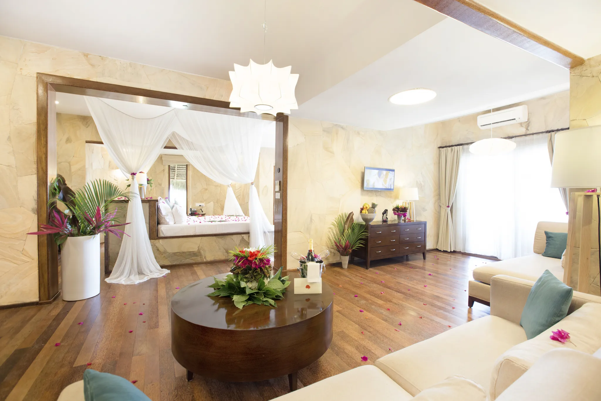 Seafront Luxury Villa