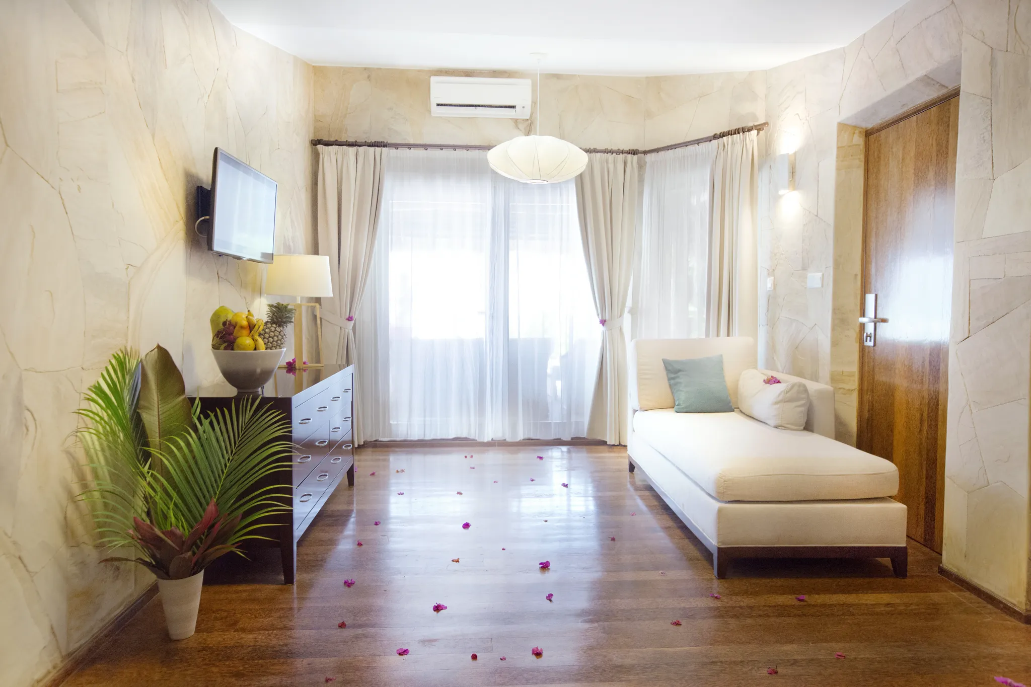 Seafront Luxury Villa with a Private Pool