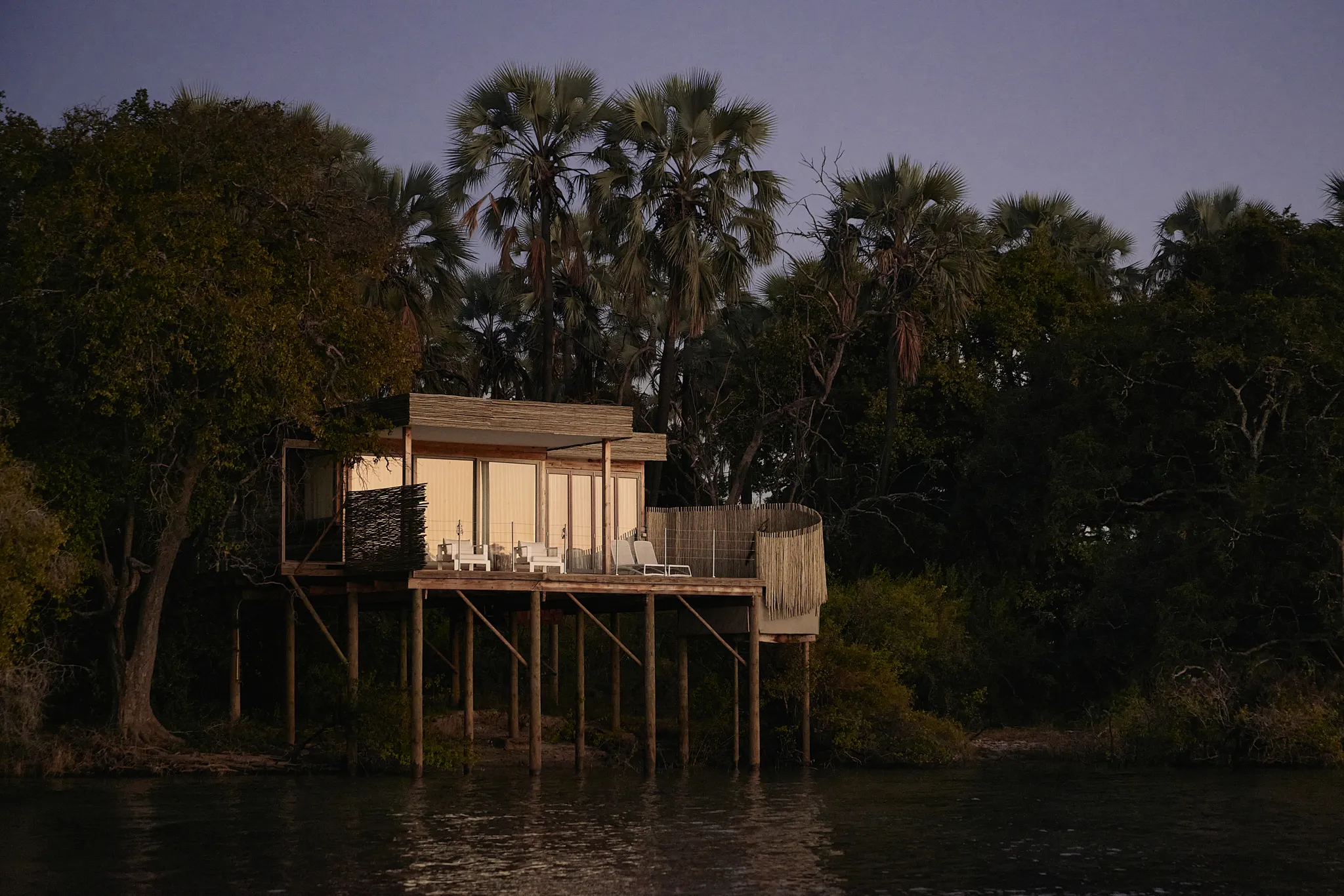 Victoria Falls River Lodge - Island Treehouse Suite