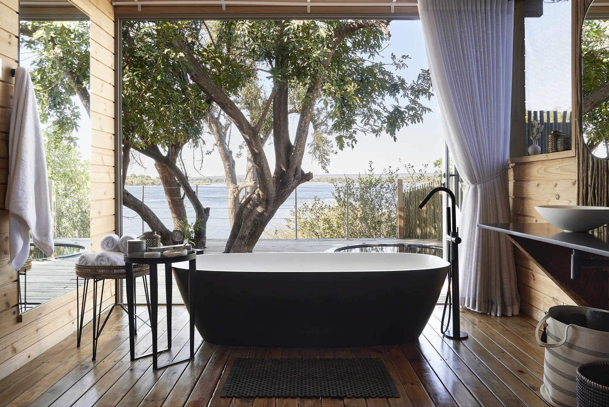 Victoria Falls River Lodge - Starbed Treehouse Suite